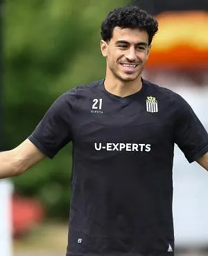 La Gantoise a tenté de faire revenir un ancien défenseur de Charleroi en Pro League