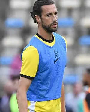 Christian Burgess incertain pour le déplacement au PSV : «On fera de notre mieux pour qu’il soit prêt»