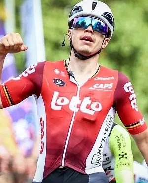 Arnaud de Lie remporte l’édition 2025 du Grand Prix cycliste de Wallonie