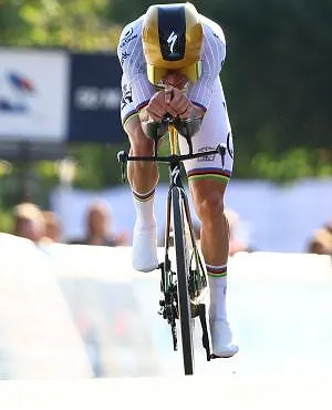 Après les Mondiaux, Evenepoel survole le chrono de l’Euro et s’offre un quadruplé historique