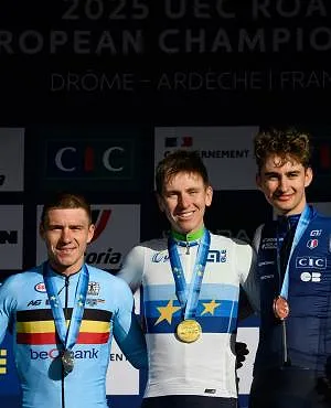 Paul Seixas est-il plus fort que Remco Evenepoel au même âge ?