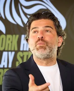 Mehdi Bayat est formel : « Rik ne peut pas partir en cours de saison, l’affaire est classée »