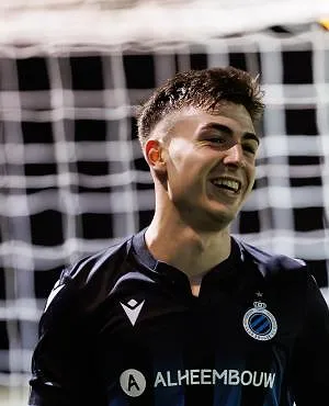 Improbable : un ancien attaquant de Bruges pourrait être aligné avec le Barça ce week-end !
