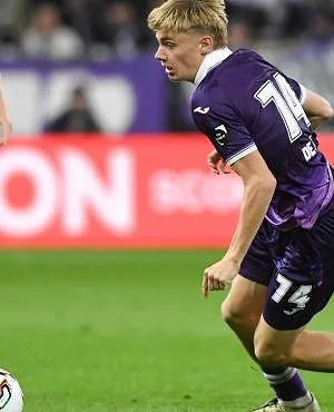 Besnik Hasi confirme : Anderlecht ne laissera pas Nathan De Cat aller à la Coupe du monde U17 !
