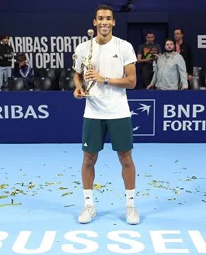 European Open : Felix Auger-Aliassime se défait de Jiri Lehecka et triomphe pour la deuxième fois