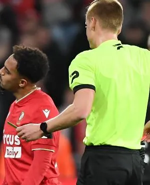 Le parquet de l’Union belge propose 3 matches de suspension pour Abid : le Standard refuse !