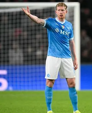 « Invisible », « Il disparaît » : Kevin De Bruyne encore critiqué par la presse italienne !
