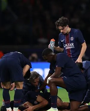 Une défaite accompagnée de deux blessés : le PSG a vécu une soirée catastrophique contre le Bayern