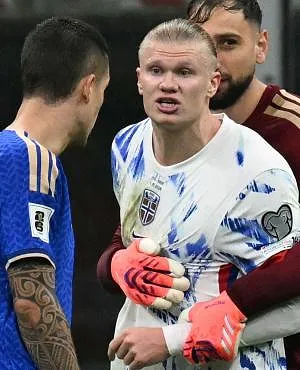 Haaland revient sur son clash avec Mancini : « A 1-1, il a commencé à me toucher les fesses »