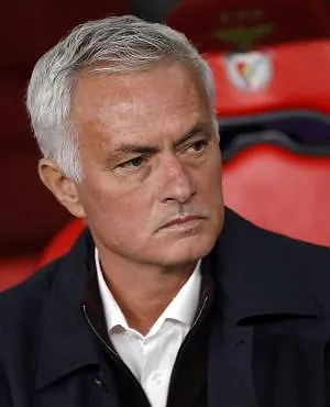 José Mourinho après la blessure de Lukebakio : « Ai-je pleuré toute la nuit ? Pas du tout »