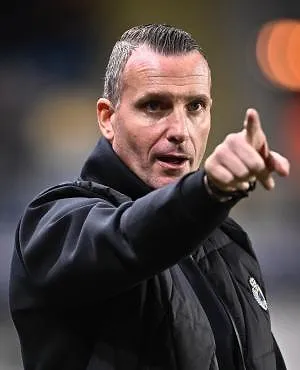 « Un honneur d’être votre coach », « fier de ce que nous avons pu accomplir ensemble » : Hayen réagit à son éviction