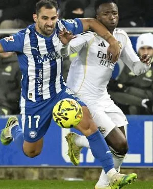 « Il ne siffle pas parce que c’est moi » : Vinicius se dit ciblé par les arbitres
