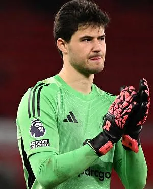 Jolie récompense pour Senne Lammens en Premier League