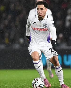 La poisse pour les Anderlechtois : après Camara, c’est Stroeykens qui déclare forfait pour la CAN !