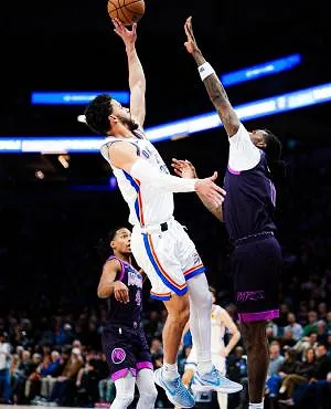 Minnesota prend sa revanche sur OKC et Ajay Mitchell et inflige un 3e revers aux champions