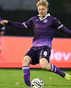 Malgré l’intérêt de grands clubs néerlandais, Cédric Hatenboer veut revenir à Anderlecht… pour s’imposer