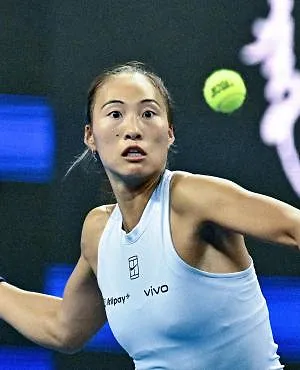 Open d’Australie : Zheng Qinwen, finaliste en 2024, déclare forfait