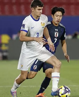 Le Standard de Liège souhaiterait acquérir un latéral de Brest en prêt