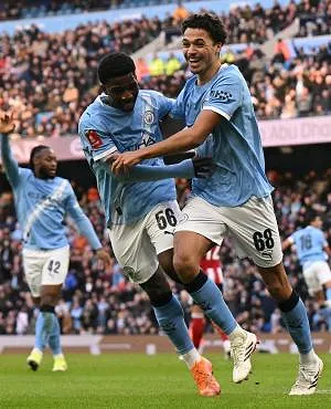 Jérémy Doku double passeur avec Manchester City qui s’impose 10-1 en Coupe d’Angleterre