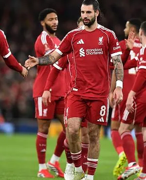 Une talonnade qui fait débat : Dominik Szoboszlai coupable d’une mauvaise action