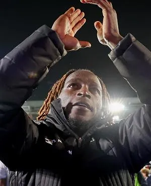 Excellente soirée pour le Sporting de Charleroi : Parfait Guiagon a prolongé son contrat ! (vidéo)