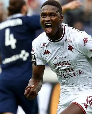 Le Club de Bruges a déjà ciblé le remplaçant de Joel Ordóñez