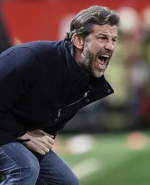 « Nous sommes très frustrés » : Rik de Mil ne comprend pas l’arbitrage d’Anderlecht-Gand