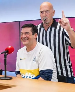 « Victoire probante de Chareroi », « L’Union va être dominée » : Marc Delire lance « Top Pronos » et préface les chocs du week-end avec deux fans !