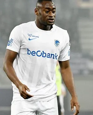 Un défenseur de Genk convoité par le Paris FC
