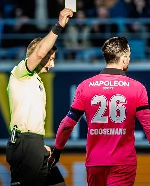 Coosemans est furieux : « Gand peut remercier Hein Vanhaezebrouck, il n’y a jamais penalty »