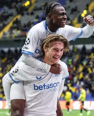 Le Club de Bruges reste dans la course aux barrages en battant facilement Almaty (1-4)