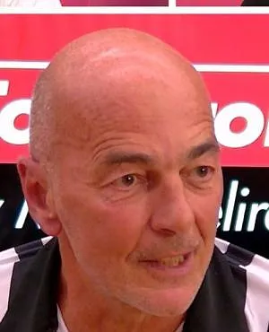 « Au Standard, l’enfer est sur le terrain » : Marc Delire préface les chocs du week-end avec deux fans dans « Top Prono »