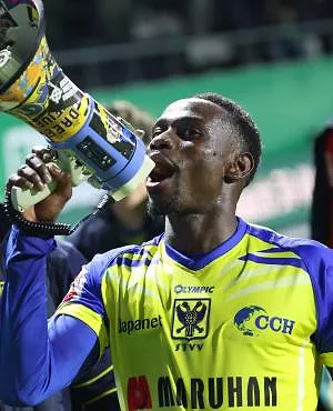 « Marquer pour son premier match, c’est vraiment ouf » : les débuts parfaits d’Oumar Diouf