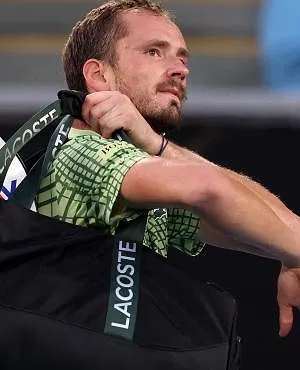 Open d’Australie : Medvedev sorti par Tien, ça passe pour Zverev et De Minaur