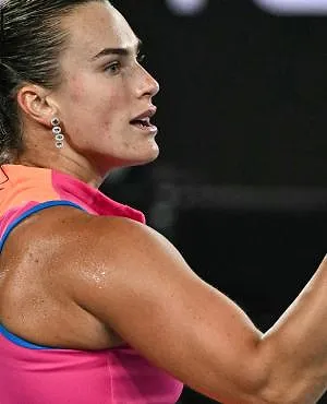 Open d’Australie : sans forcer, Aryna Sabalenka se qualifie pour sa 4e finale en battant sèchement Elina Svitolina