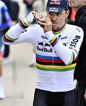 « J’ai passé un bon hiver avec mon nouveau coach et ma nouvelle équipe » : Remco Evenepoel réagit à son triplé à Majorque