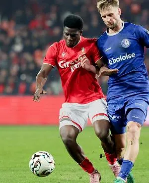 Prêté par Nice, Bernard Nguene est finalement transféré définitivement au Standard