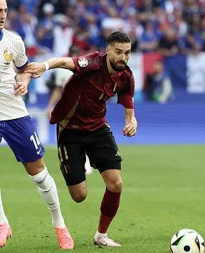 Finalement resté en Arabie saoudite, Yannick Carrasco pourrait encore être transféré !