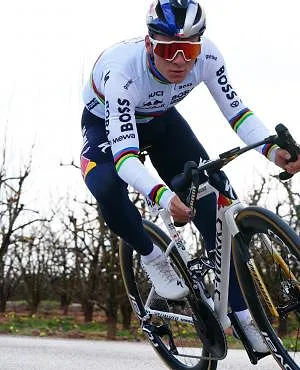 Remco Evenepoel signe sa 70ème victoire en professionnel à Valence