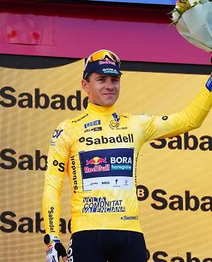 « Le travail de l’hiver porte déjà ses fruits » : Remco Evenepoel optimiste après le Tour de Valence !