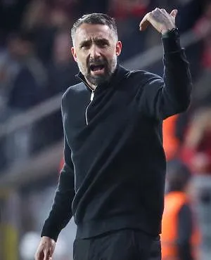 « Ils sont dans une bonne spirale » : Marc Delire préface Anderlecht – OHL avec deux fans dans « Top Prono »