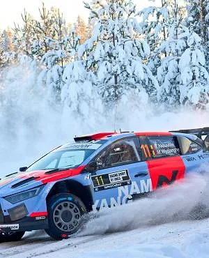 « La frustration est très grande » : Thierry Neuville a vécu un Rallye compliqué en Suède