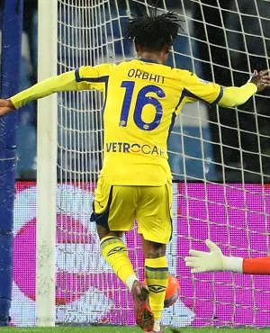 Un ancien de Pro League prend un carton rouge incompréhensible en Serie A