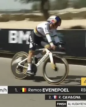UAE Tour : Remco Evenepoel meilleur temps provisoire au contre-la-montre !