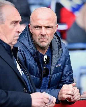 Taravel devrait être sur le banc d’Anderlecht ce week-end : ça coince toujours pour Alfred Schreuder !