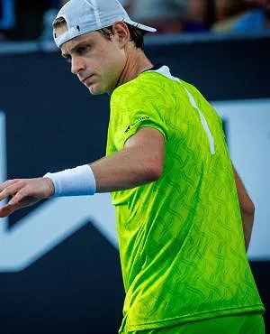 ATP Doha : en souffrance, Zizou Bergs éliminé au 2e tour par Jiri Lehecka, 22e mondial