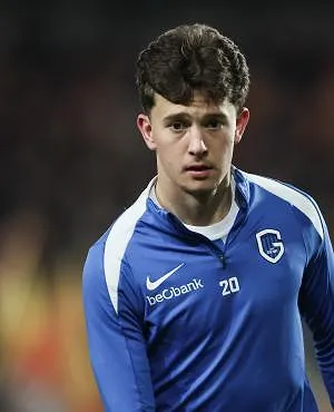 « Il faut être réaliste » : Genk s’attend clairement à un départ définitif de Karetsas cet été