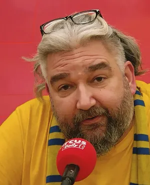« Souvent le VAR vient à sa rescousse » : Marc Delire préface Union – Antwerp avec deux fans dans « Top Prono »
