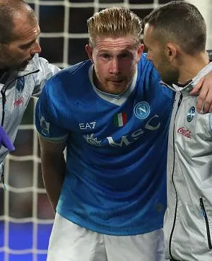 « Je suis bientôt de retour » : Kevin De Bruyne de retour à Naples pour terminer sa rééducation !