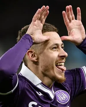 « C’est actuellement en stand-by » : Thorgan Hazard temporise sur une potentielle prolongation